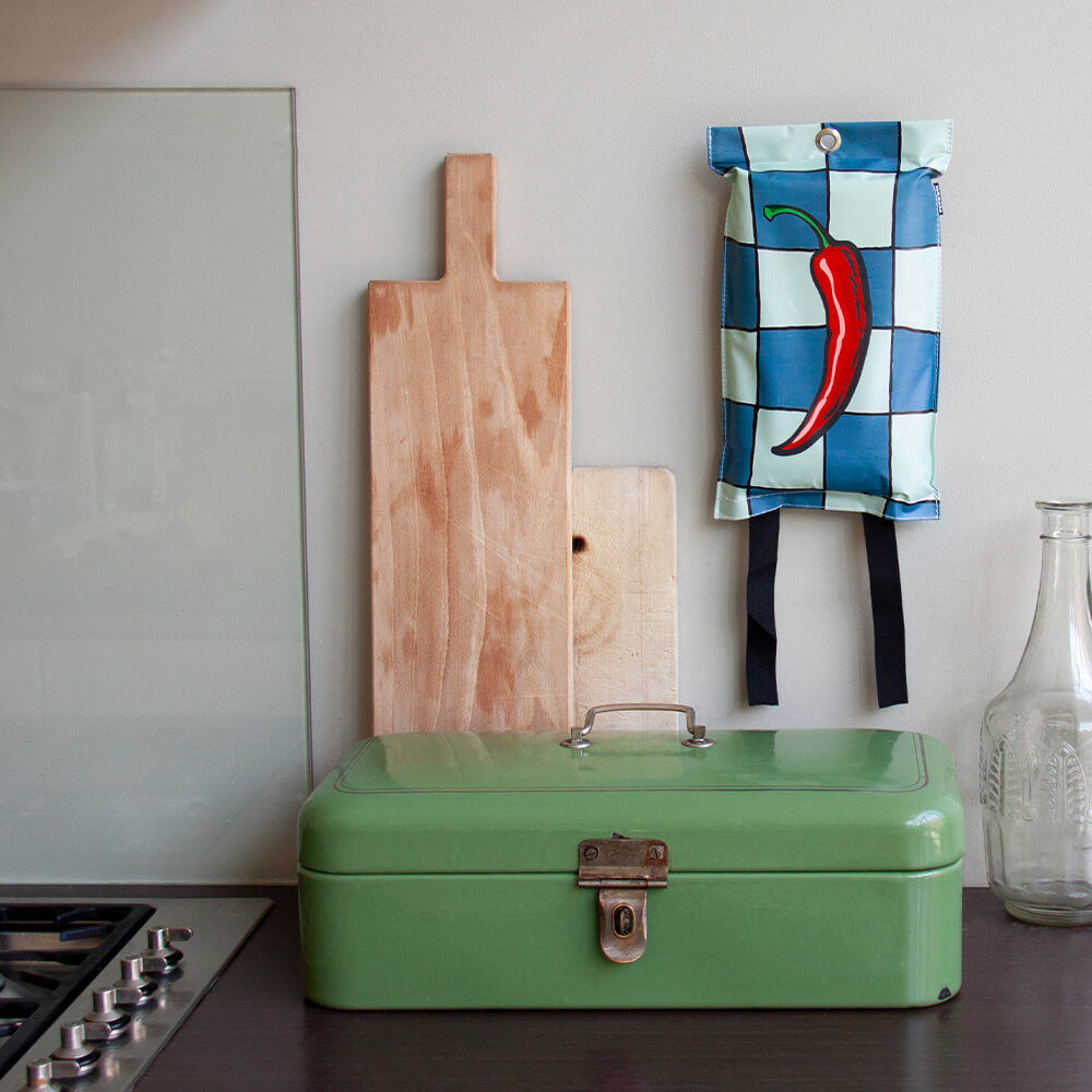 Löschdecke Pfeffer | Brandschutzdecke 1.20m x 1.80m für Haus | Camping | Boot | Grill | Personen von Naaais Löschdecke Pfeffer | Brandschutzdecke 1.20m x 1.80m für Haus | Camping | Boot | Grill | Personen von Naaais