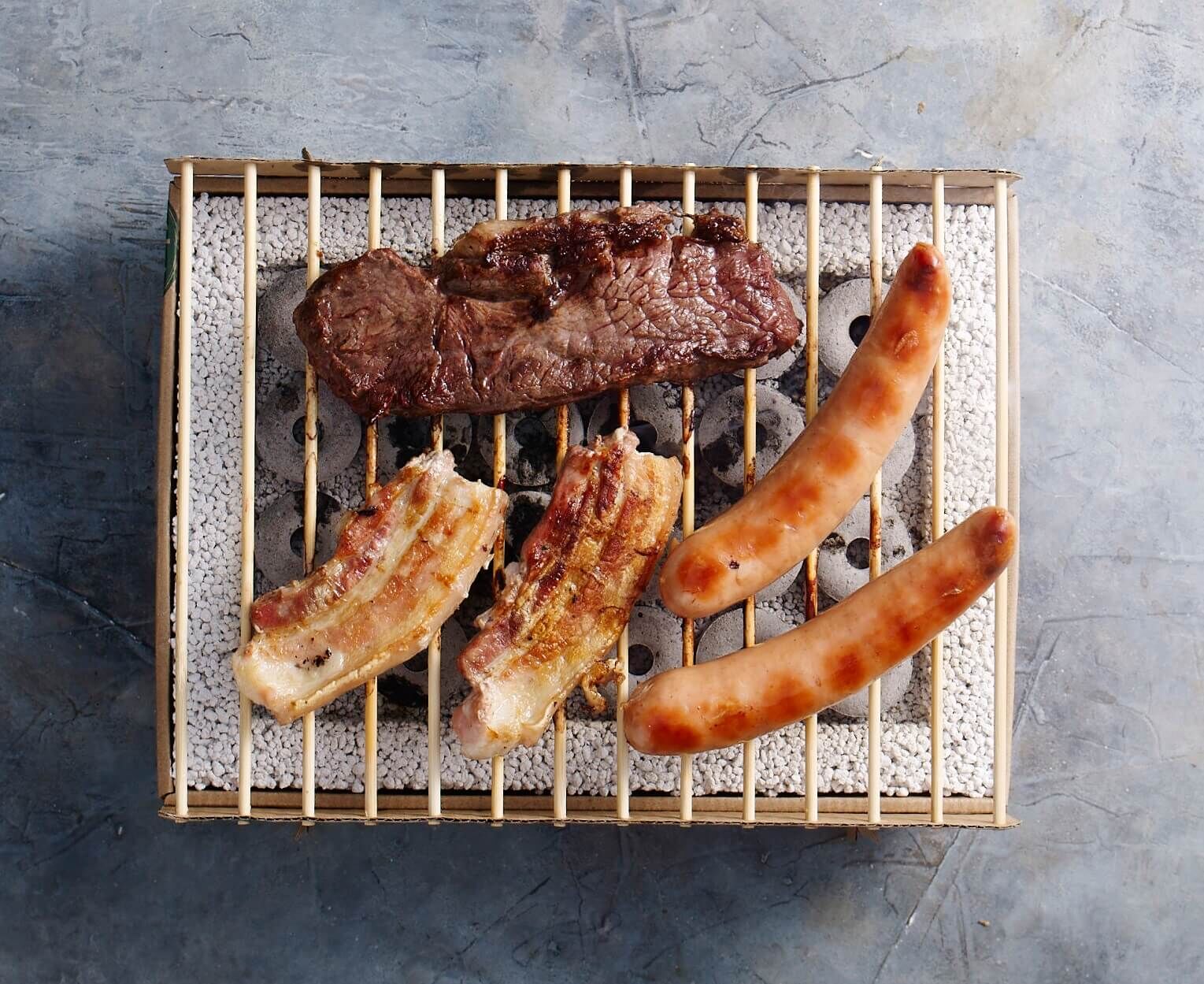 12x Einweg-Grill von CasusGrill: Biologisch abbaubar & aus 100% natürlichen Materialien hergestellt von Casus Grill