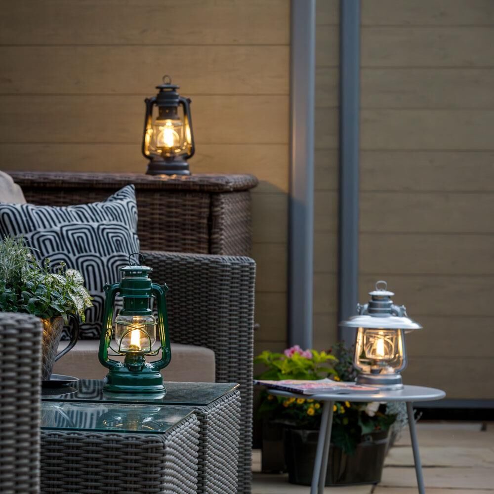 Feuerhand LED Laterne Baby Special 276 Moss Green bis 150 Lumen von Feuerhand Feuerhand LED Laterne Baby Special 276 Moss Green bis 150 Lumen von Feuerhand