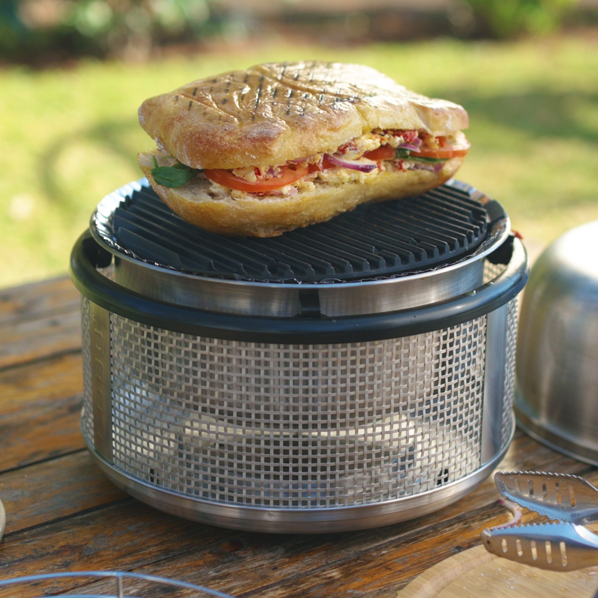 Griddle PLUS für den Cobb Grill EASY TO GO & Premier & Premier Gas (CO418) von Cobb