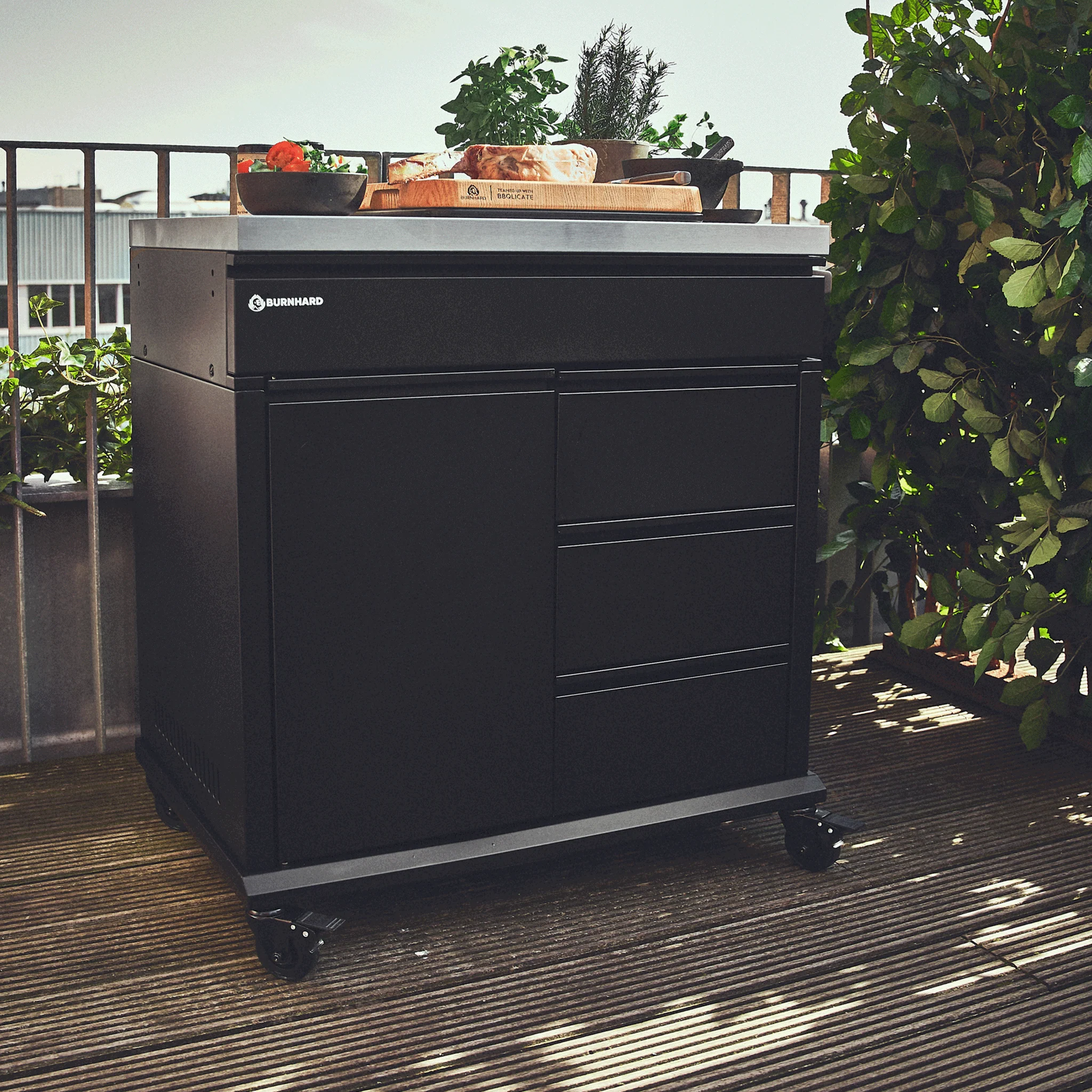 BURNHARD Grill Beistellwagen in der Farbe Schwarz von BURNHARD