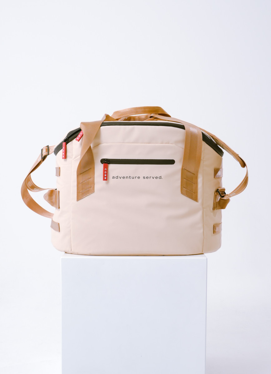 COBB Anywhere Bag Cream - Wetterfeste Premium Transporttasche für COBB Grills - Exklusiv bei SILVER GmbH