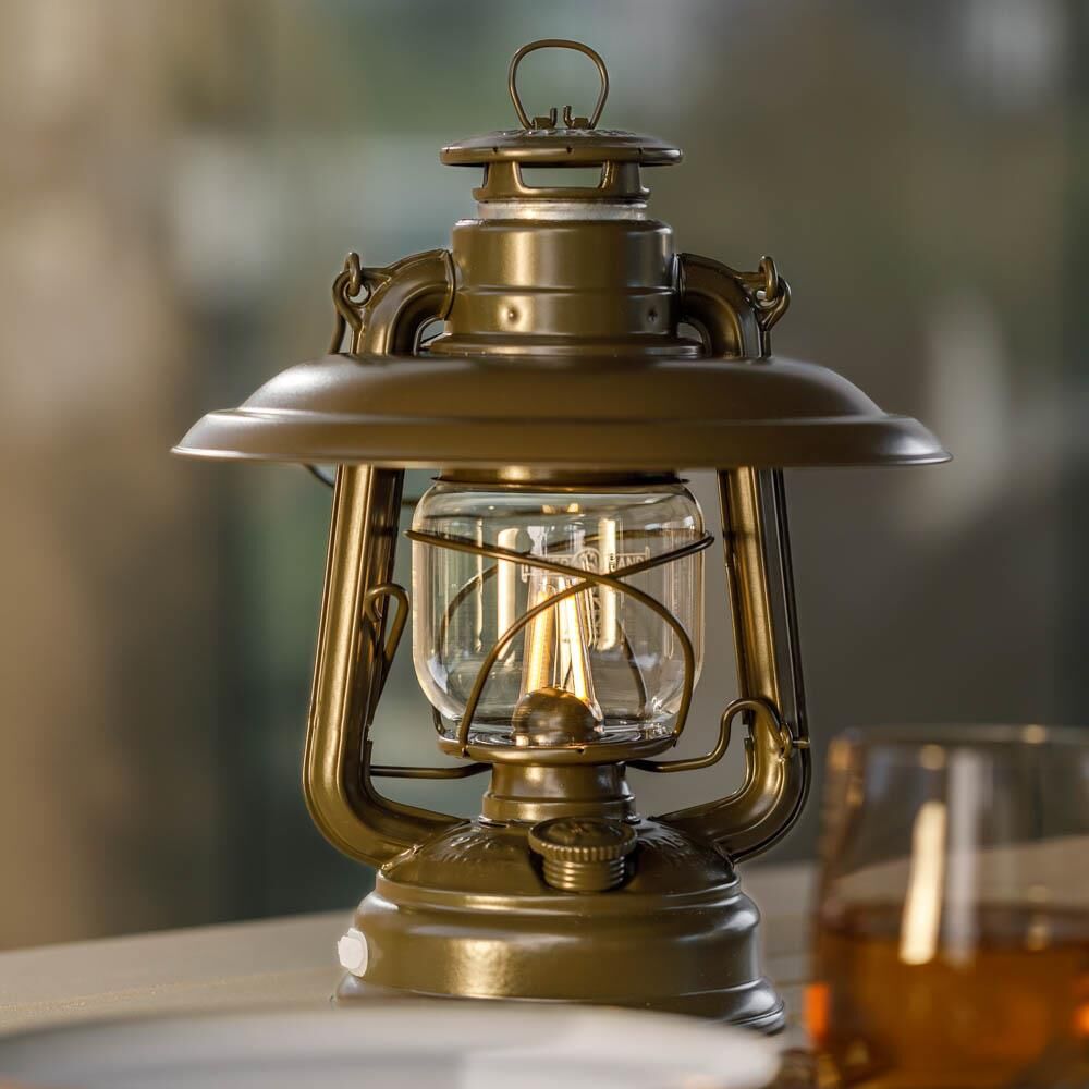 Feuerhand LED Laterne Baby Special 276 Olive bis 150 Lumen von Feuerhand