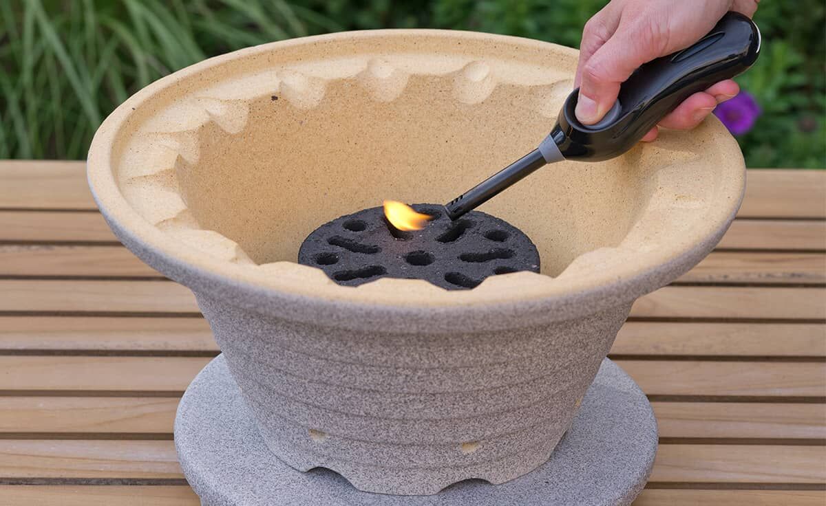 Bratfeuer Schnellbrikett | Karton mit 6 Stück | BF-KB von Cobb Bratfeuer Schnellbrikett | Karton mit 6 Stück | BF-KB von Cobb