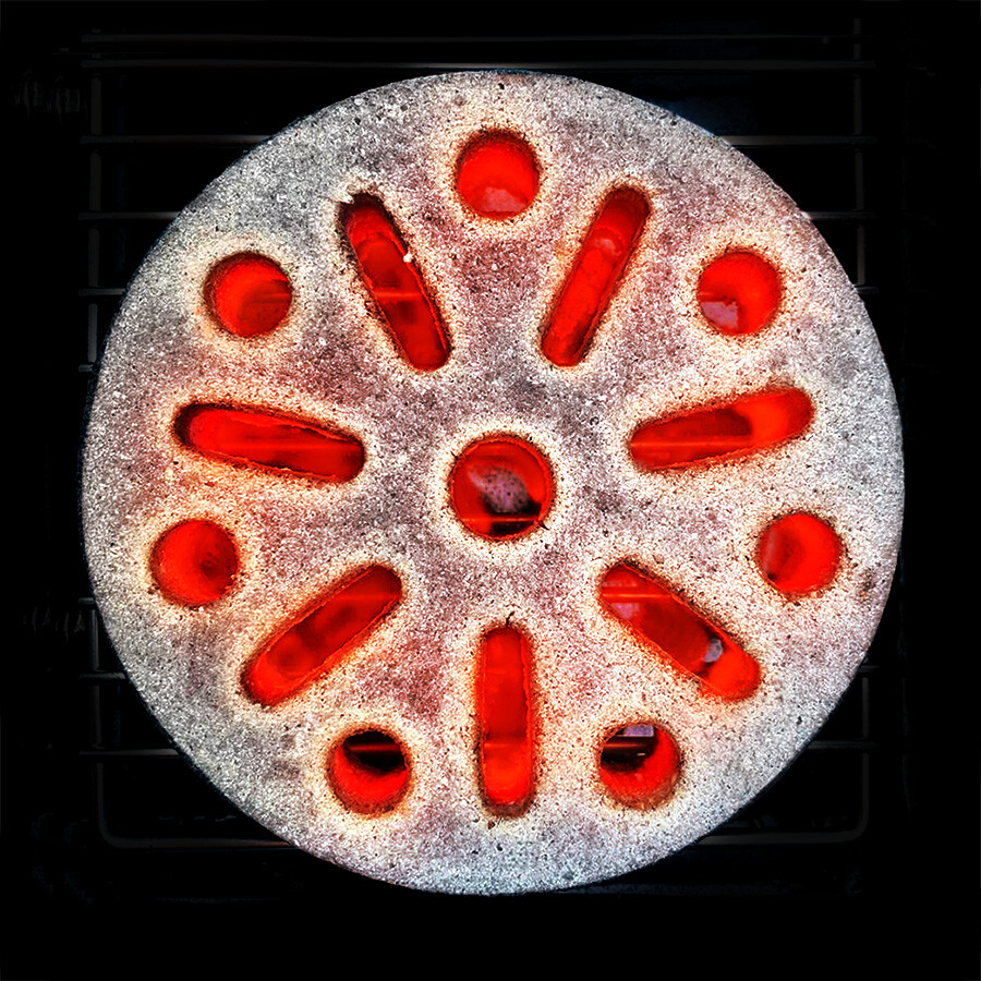 BBQ Flavour Grillkohle wieder erhältlich bis zu 60 Minuten Grillzeit für schnelles und einfaches Grillen