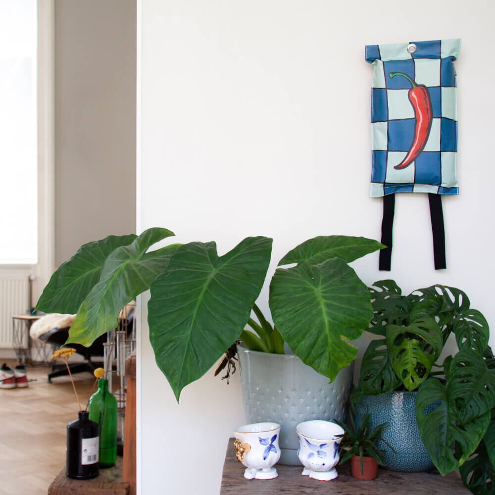 Löschdecke Pfeffer | Brandschutzdecke 1.20m x 1.80m für Haus | Camping | Boot | Grill | Personen von Naaais Löschdecke Pfeffer | Brandschutzdecke 1.20m x 1.80m für Haus | Camping | Boot | Grill | Personen von Naaais