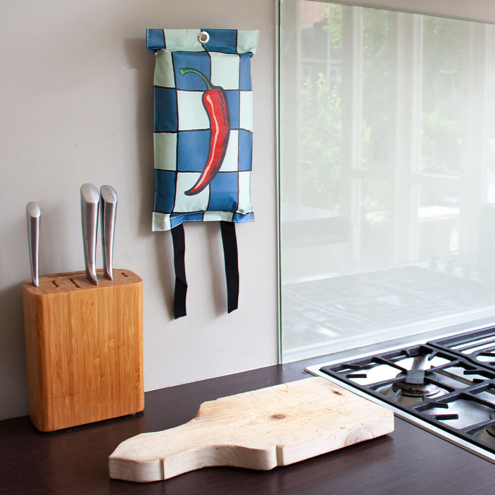 Löschdecke Pfeffer | Brandschutzdecke 1.20m x 1.80m für Haus | Camping | Boot | Grill | Personen von Naaais Löschdecke Pfeffer | Brandschutzdecke 1.20m x 1.80m für Haus | Camping | Boot | Grill | Personen von Naaais