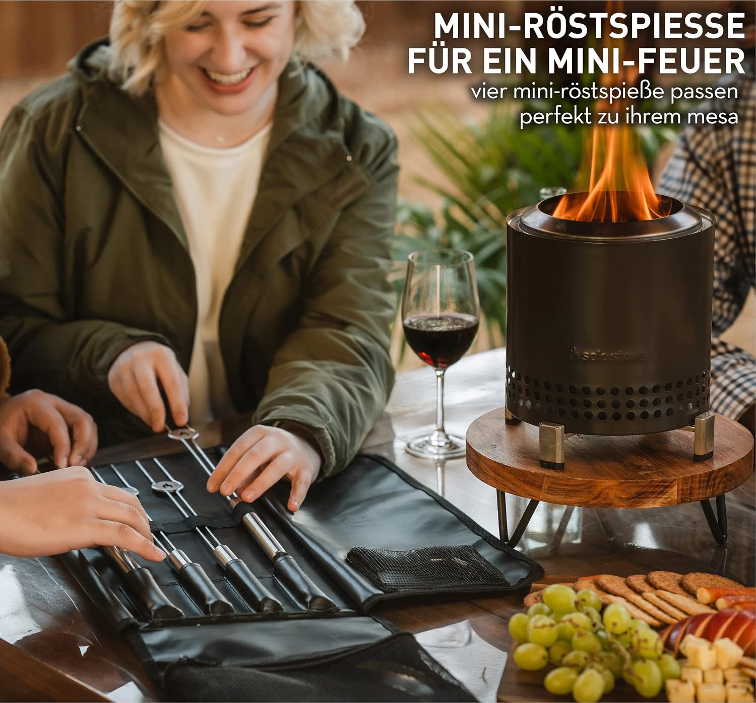 Solo Stove Mesa XL Accessorie-Set | Inkl. 4 Mini-Röstspieße aus Edelstahl + Ablagen, Pellet Schaufel, Mesa XL Deckel, Aufbewahrungsetui von Solo Stove