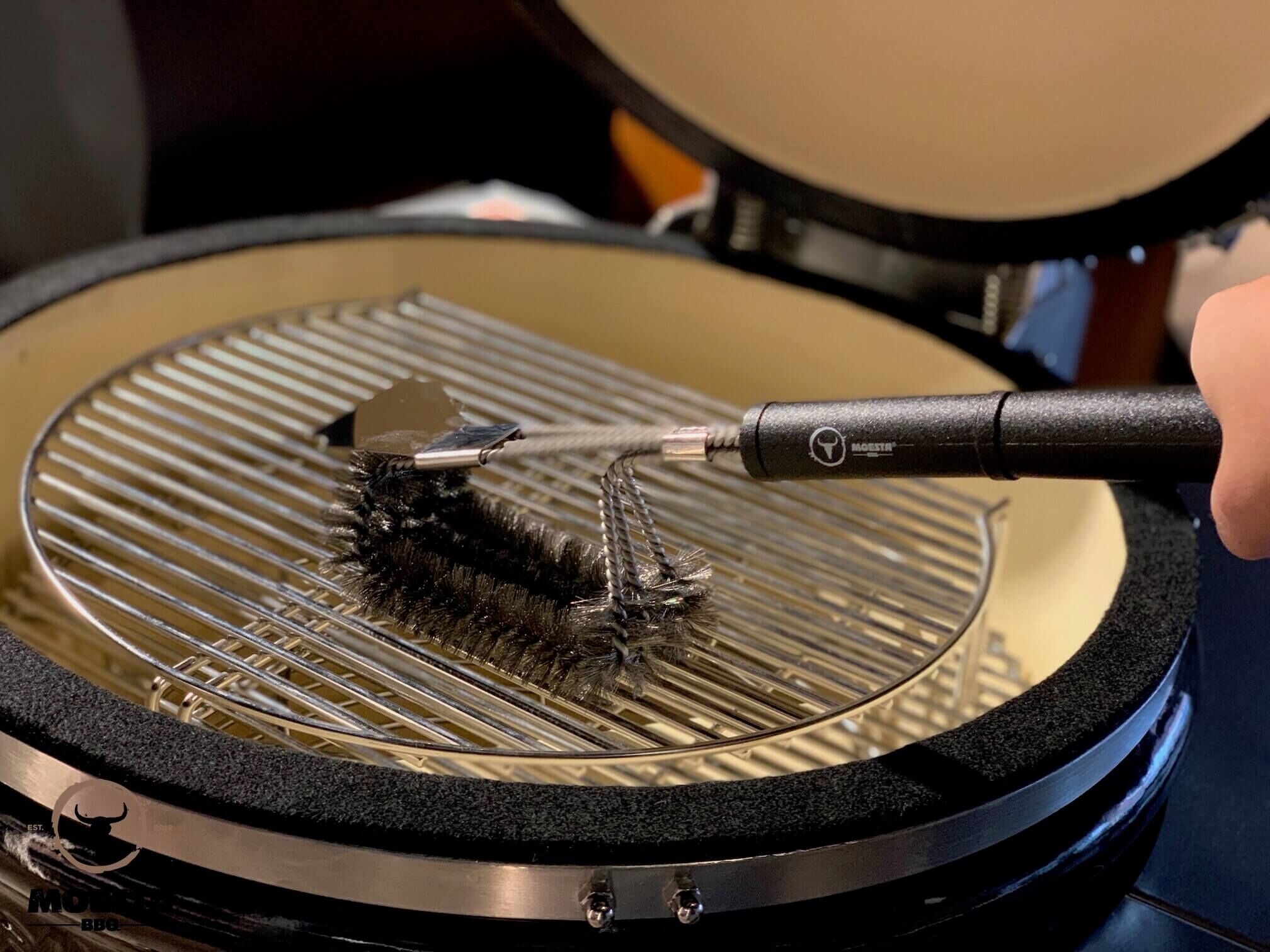 BBQ Brush No. 1 - Die Edestahlbürste unter den Grillbürsten ~ Moesta BBQ von Moesta BBQ