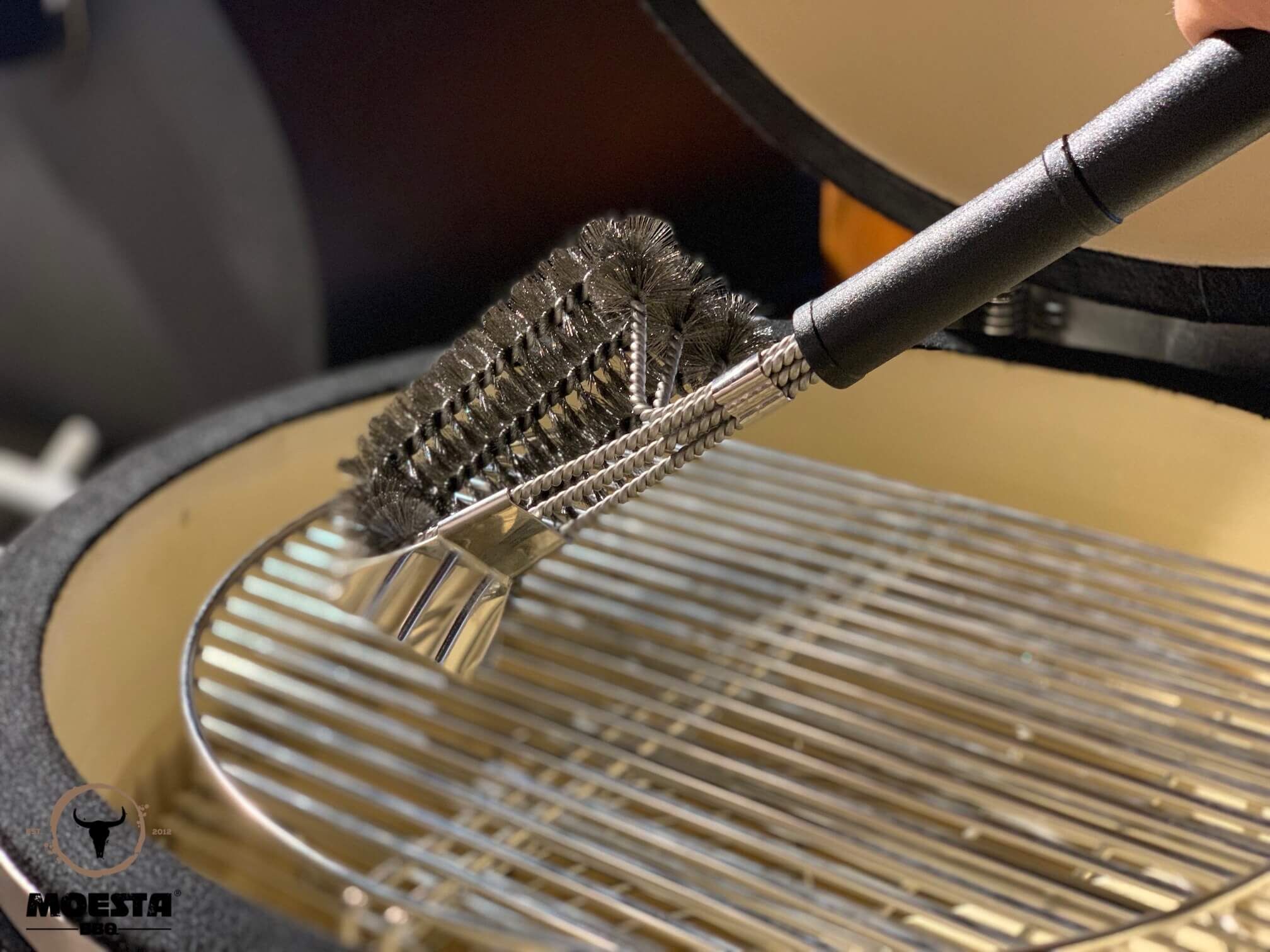 BBQ Brush No. 1 - Die Edestahlbürste unter den Grillbürsten ~ Moesta BBQ von Moesta BBQ